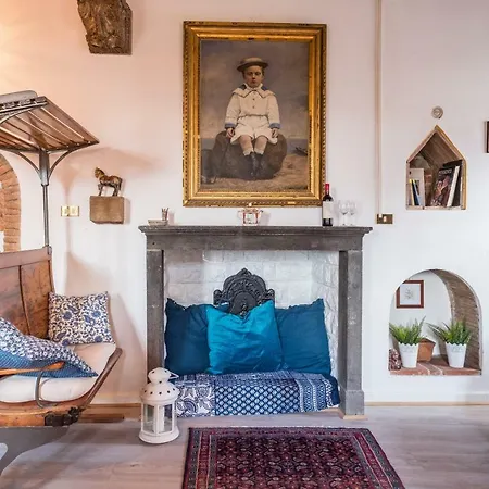 Rise And Smile Charming Penthouse Apartment *