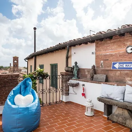 Apartment Rise And Smile Charming Penthouse Lucca