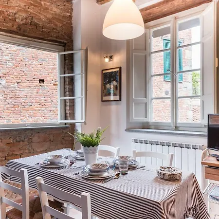 Rise And Smile Charming Penthouse * Lucca