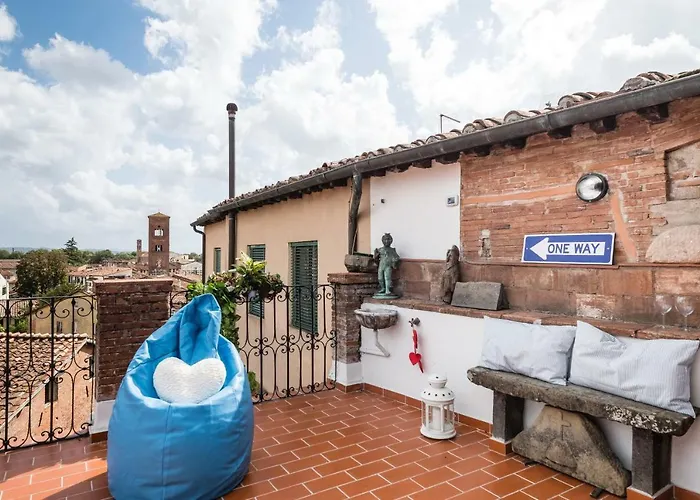 Apartament Rise And Smile Charming Penthouse Lukka